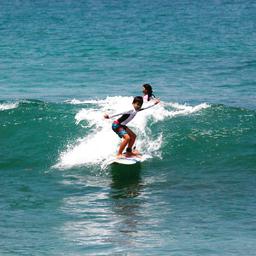Nana banan surf school